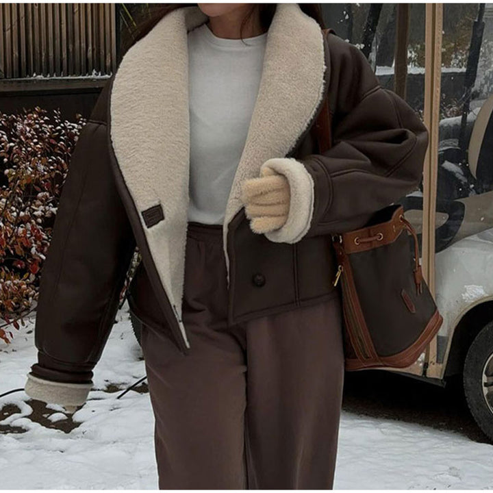Damen modische Kunstlederjacke mit weich gefüttertem Kragen Drune