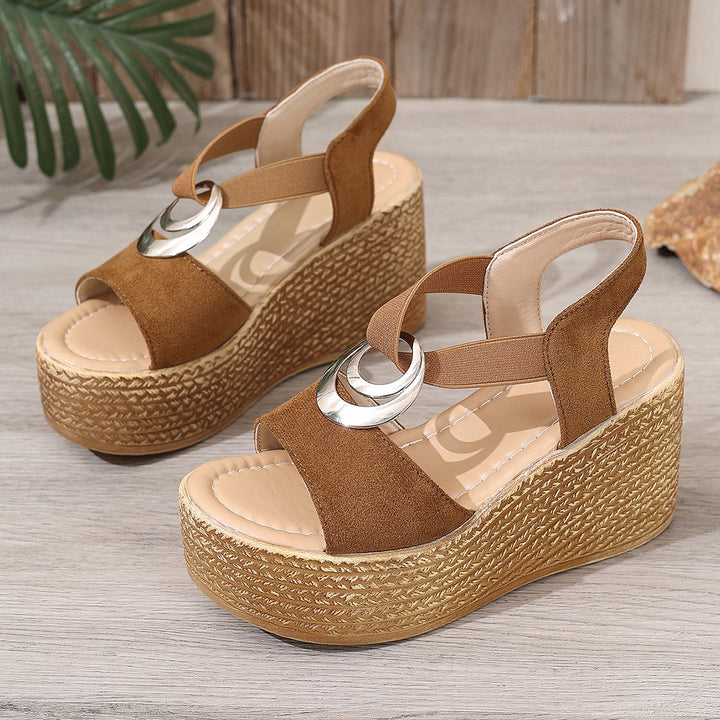 Damen nan Plateausandalette im Retrostil mit Jute-Optik, dekorativem Metallornament und elastischem Fersenriemen Drune