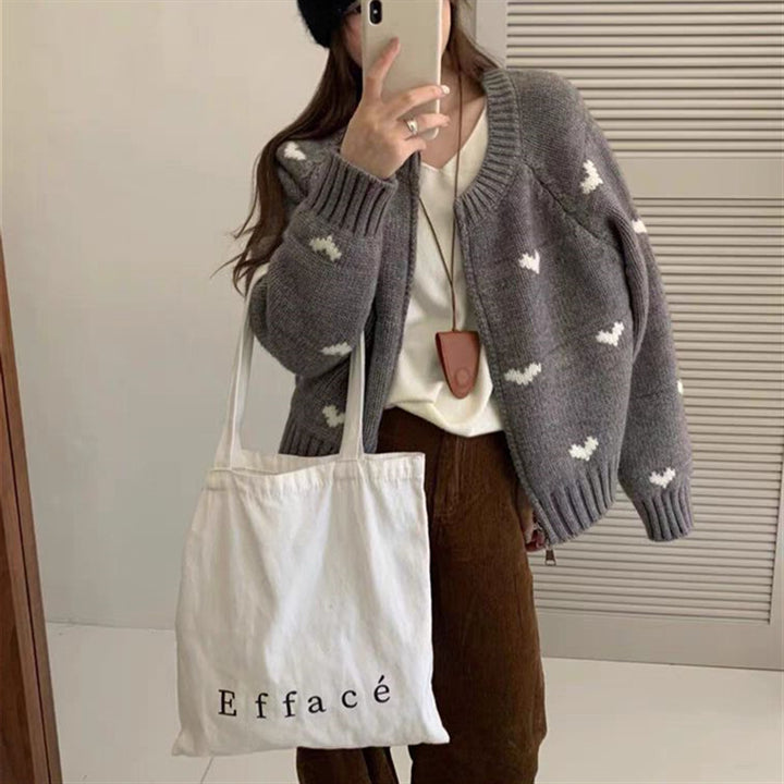Damen Strickjacke mit Herzmotiv und lässigem Schnitt Drune