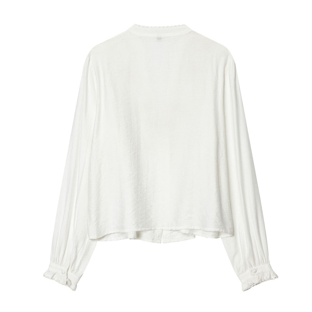 Damen nan leichte bestickte Baumwollbluse im Boho‑Stil mit Stehkragen, Zierknopfleiste und geraffter Empire‑Taille Drune