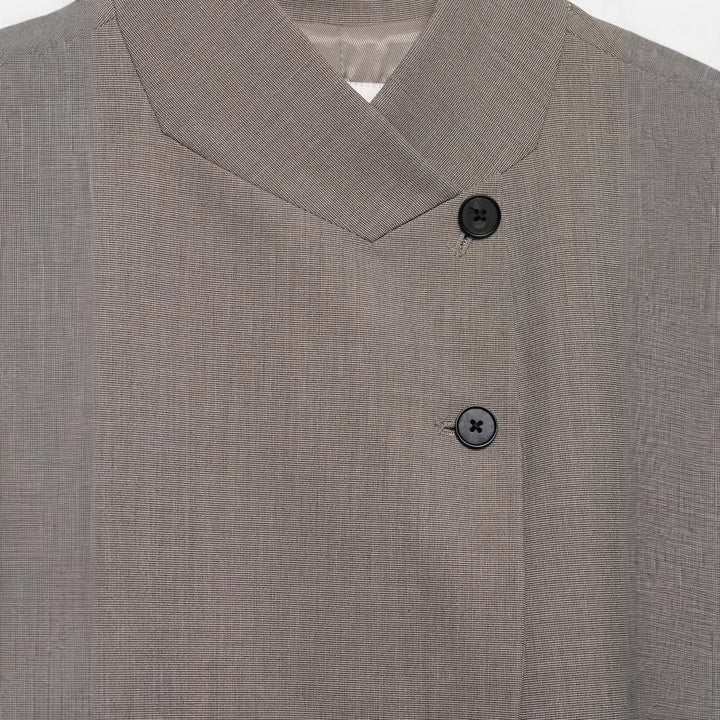 Damen Kurzblazer mit asymmetrischer Knopfleiste und Stehkragen Drune
