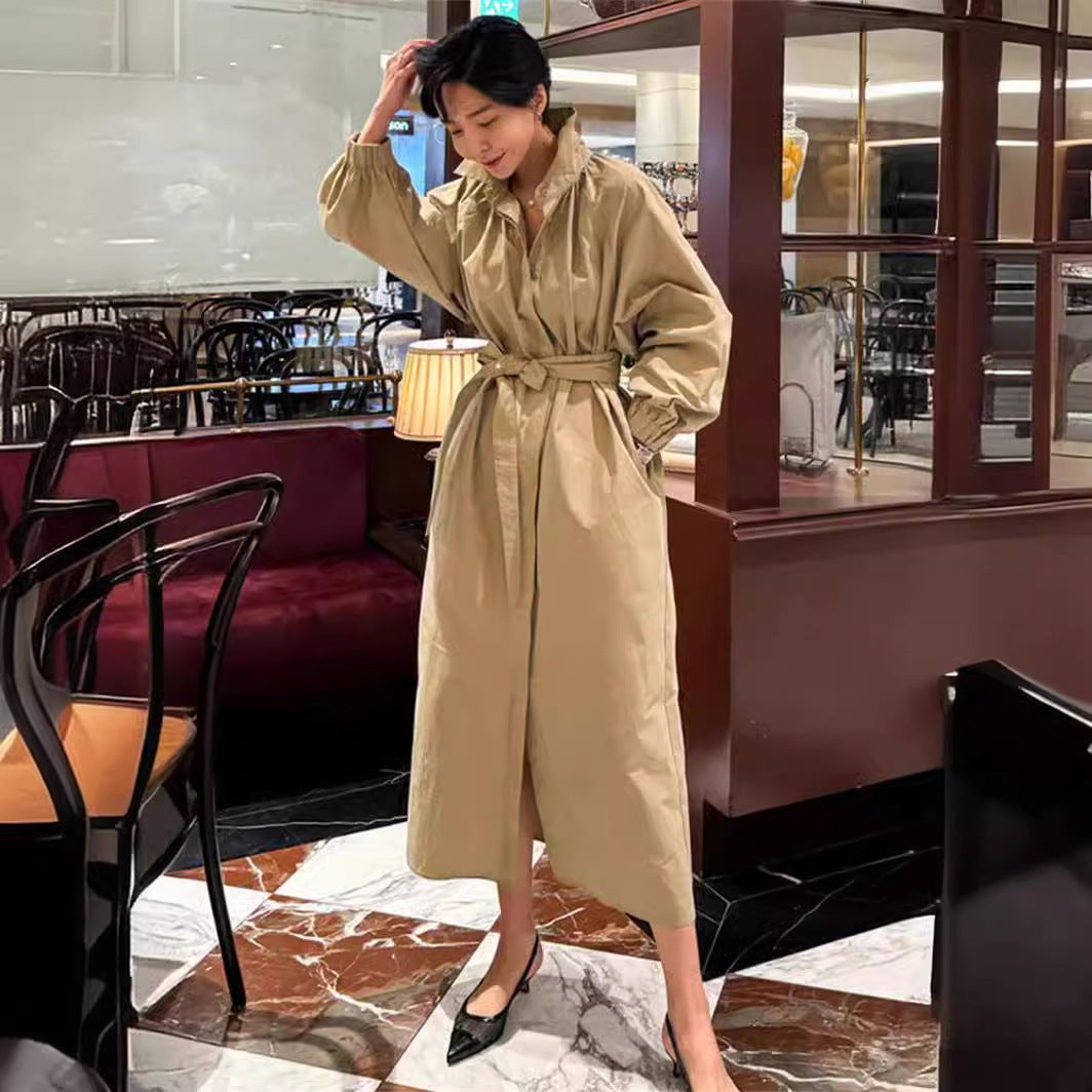 Damen Maxilanger Oversize-Mantel mit hohem Stehkragen, geraffter Rückenpasse und kastiger Silhouette Drune