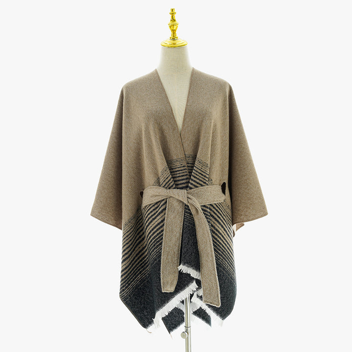 Damen Wickelponcho aus Feinstrick mit Bindegürtel und Fransensaum Drune