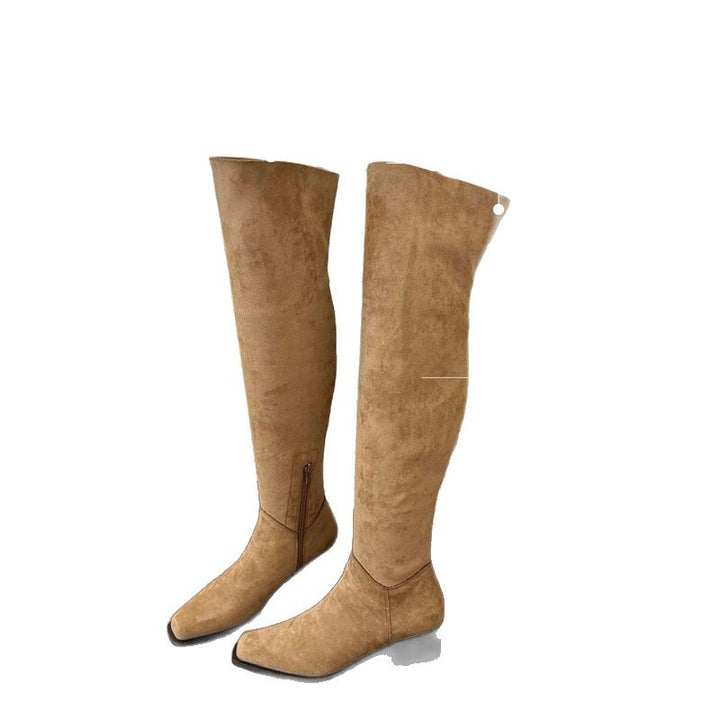 Damen Slouch‑Stiefel aus Veloursleder mit kniehohem Schaft und niedrigem Blockabsatz Drune