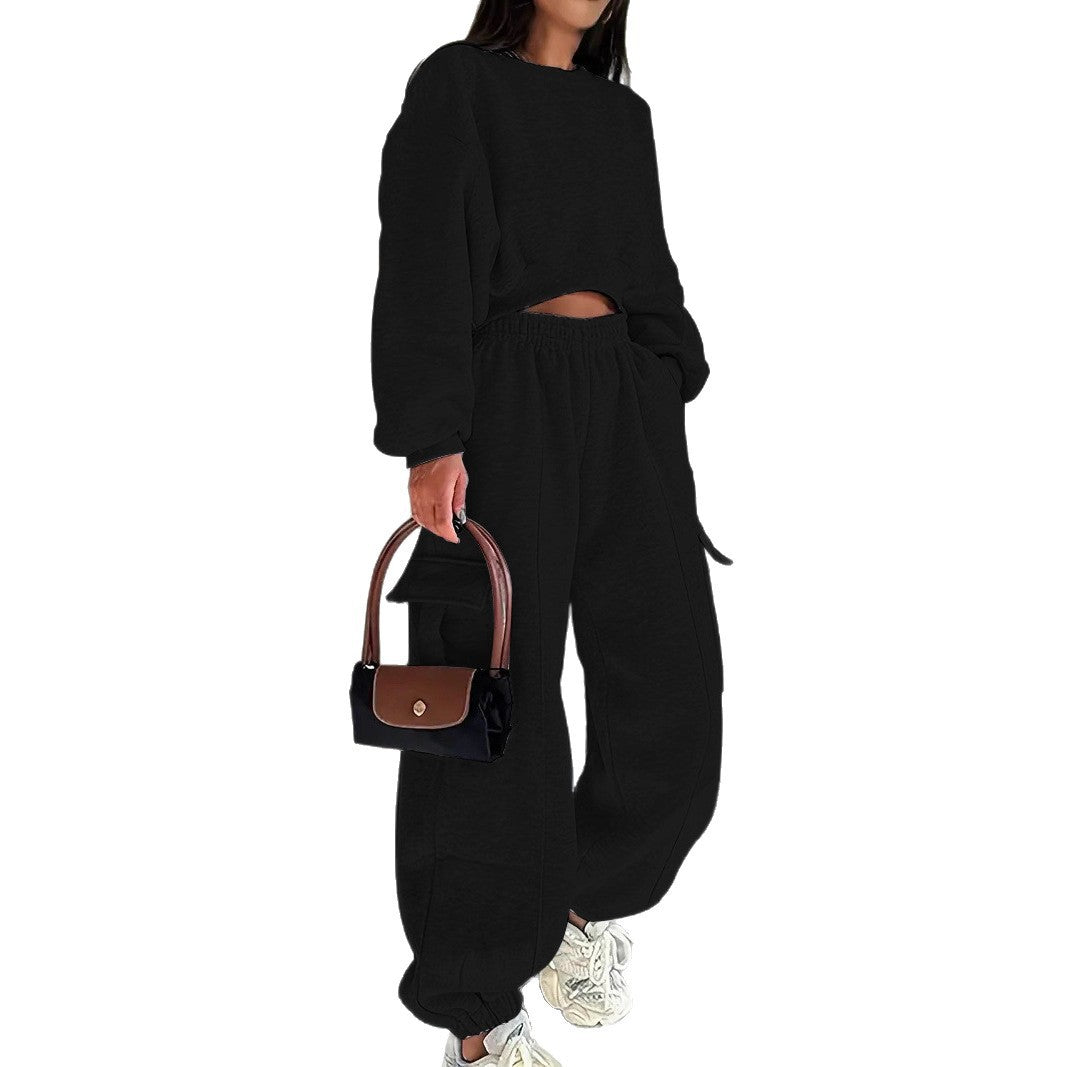 Damen komfortables Cropped-Sweatset mit oversized Pullover und High-Waist Cargo-Jogger Drune