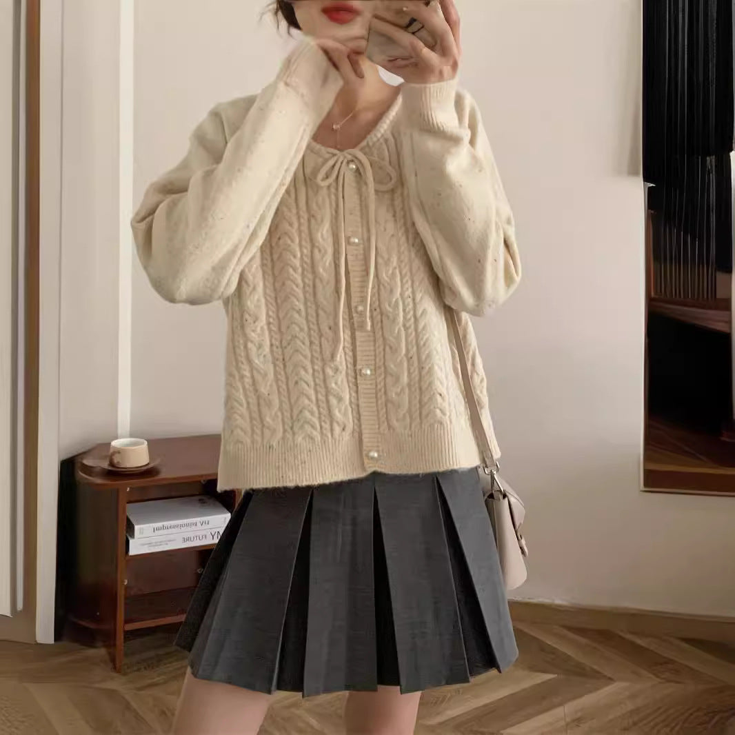 Damen Grobstrickjacke mit eleganten Perlenknöpfen und strukturiertem Design Drune
