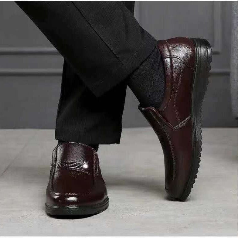 Herren Eleganter Lederoptik-Slipper mit rutschfester Profilsohle Drune