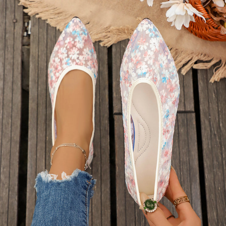 Damen Flache spitze Ballerinas aus besticktem Mesh mit floralem Muster und gepolstertem Fußbett Drune