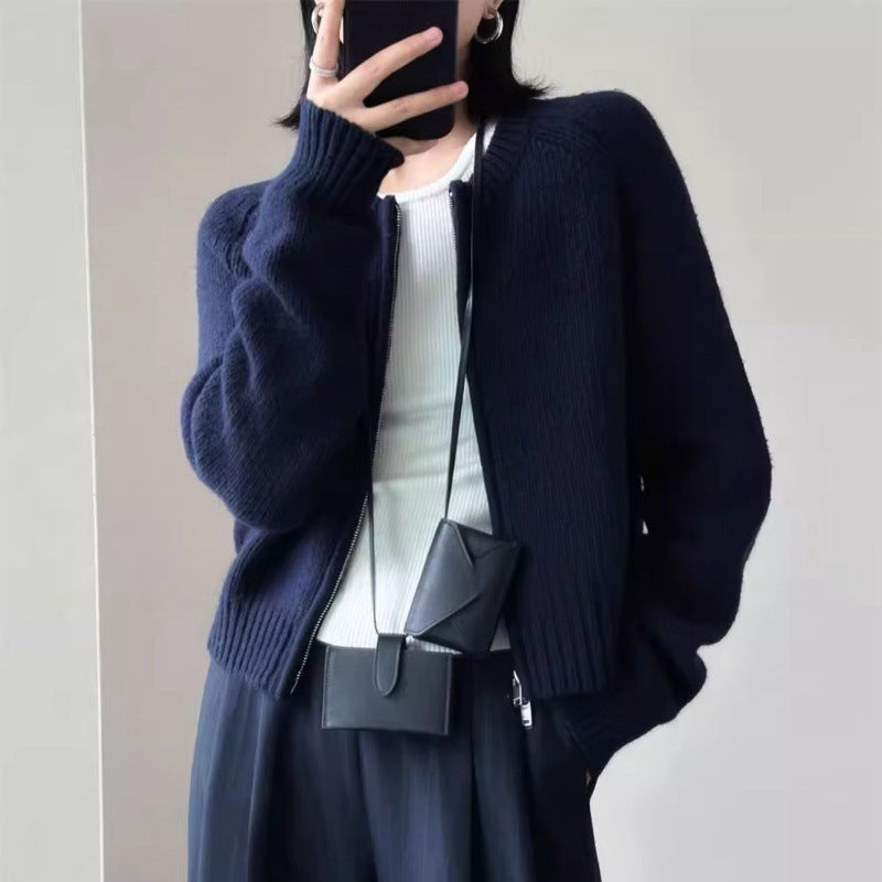 Damen Kurzjacke aus softem Feinstrick mit durchgehendem Reißverschluss und geripptem Saum Drune