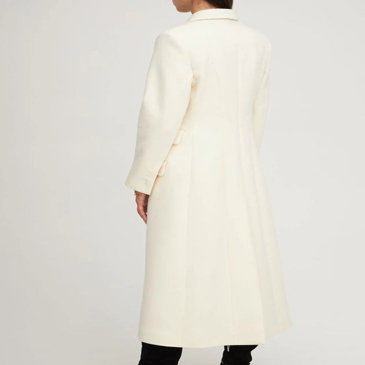 Damen Langmantel im minimalistischen Blazer‑Stil mit verdeckter Knopfleiste und dreifacher Pattentasche Drune