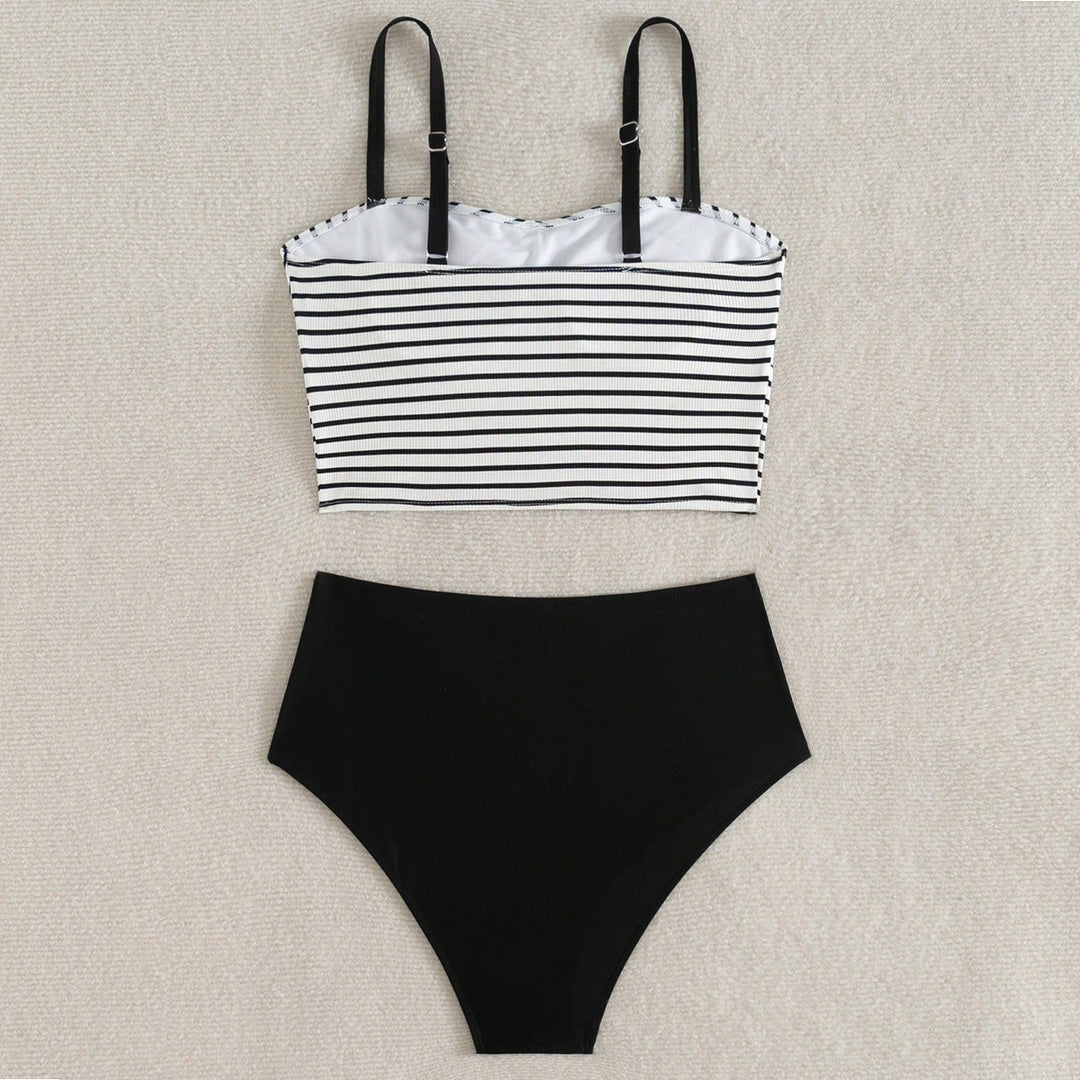 Damen Hochgeschnittener Bikini mit gestreiften Crop-Oberteil Drune