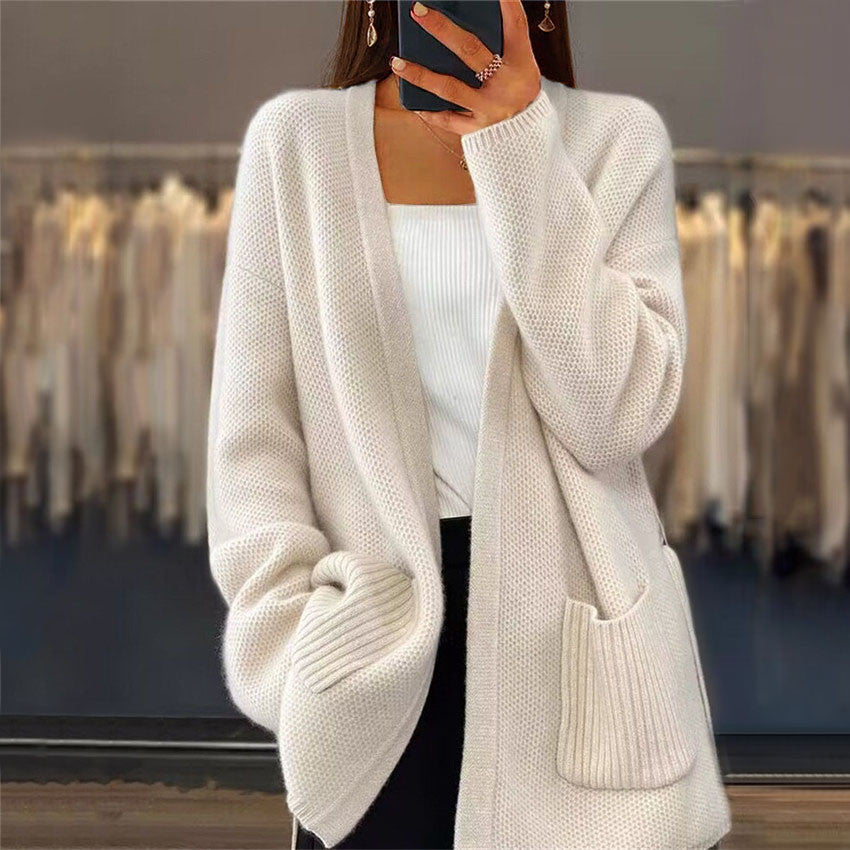 Damen nan lange Strickjacke mit Bindegürtel, aufgesetzten Rippentaschen und lockerem Waffelstrick Drune