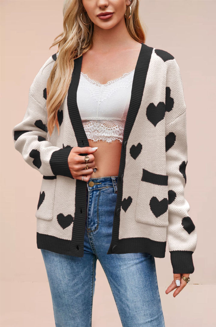 Damen Strickjacke mit Herzen Design und lässigem Schnitt Drune