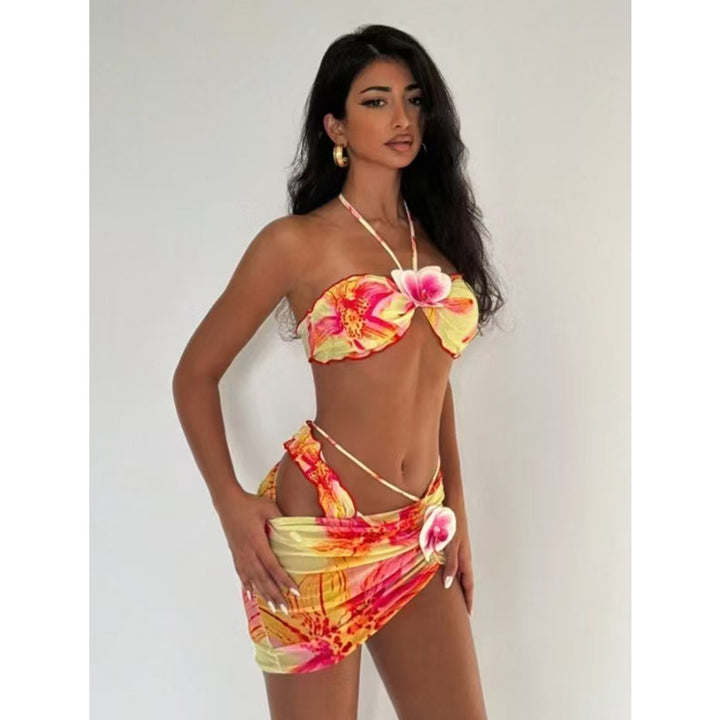 Damen Bandeau-Bikini mit floralem Design und Wickelrock Drune