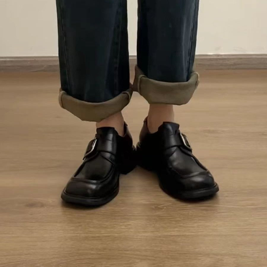 Damen Schnallen‑Loafer mit quadratischer Kappe und markanter Plateausohle Drune