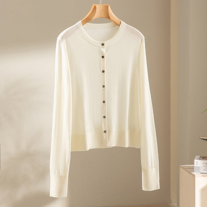 Damen Kurzgeschnittene Feinstrick-Cardigan mit Rundhalsausschnitt und tonaler Knopfleiste Drune