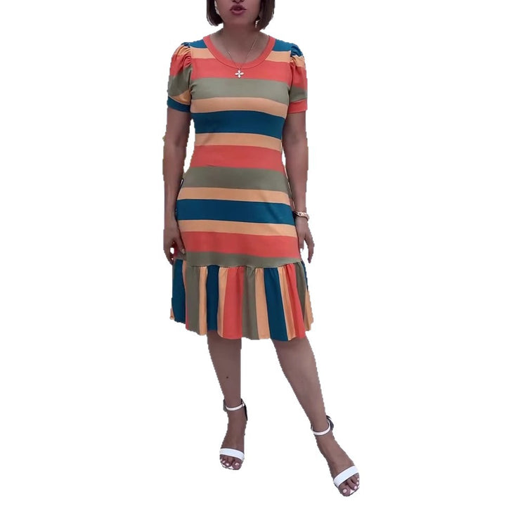Damen nan gestreiftes Jerseykleid A-Linienschnitt mit kurzem Puffärmel und Volantstufe Drune