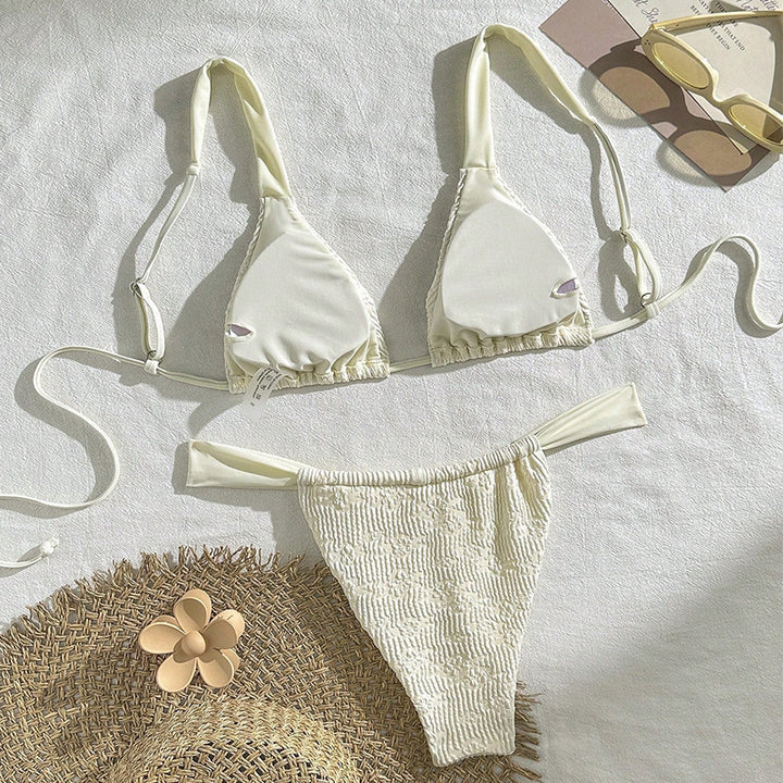 Damen Triangel-Bikini mit strukturiertem Oberteil und hochgeschnittenem Slip Drune