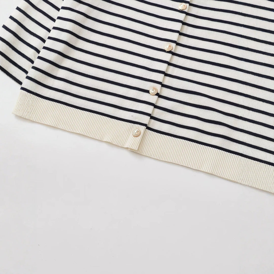 Damen Maritimer Feinstrick-Cardigan mit Zierknopfleiste und Rundhalsausschnitt Drune