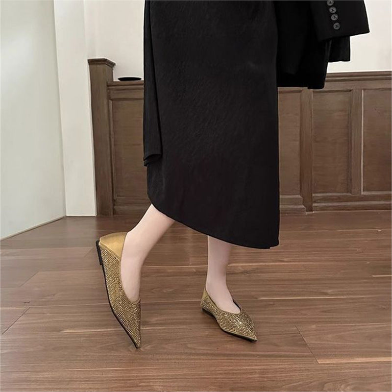 Damen Elegante spitz zulaufende Slipper mit Kristallbesatz und gepolstertem Komfortfußbett Drune