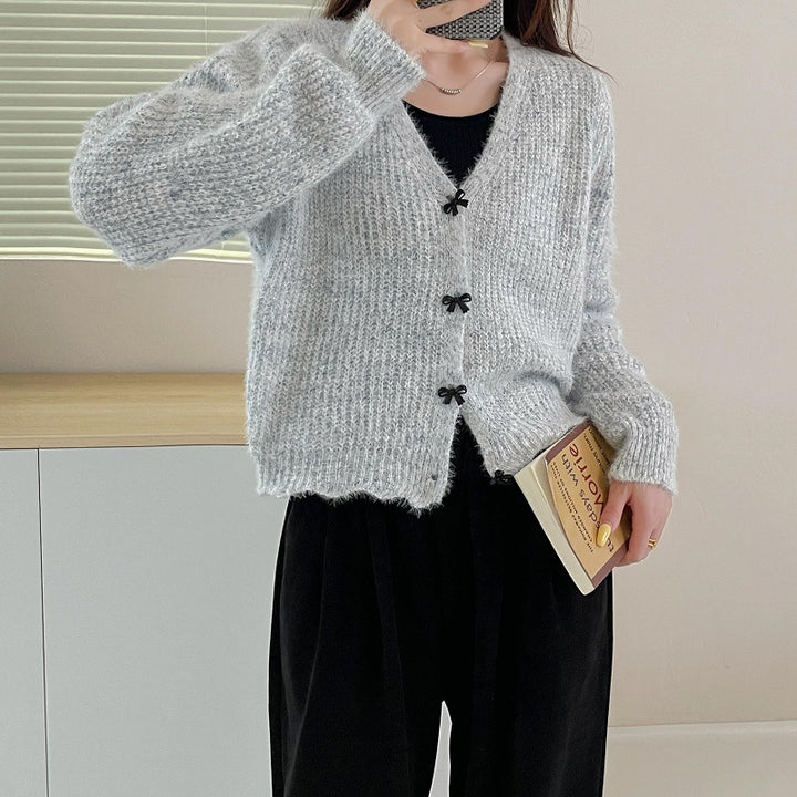 Damen Strickjacke mit V-Ausschnitt und dekorativen Knöpfen Drune