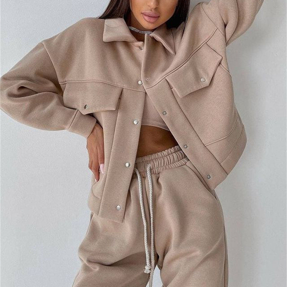 Damen Sportliches Set aus Oversize-Jacke und bequemen Joggerhosen Drune
