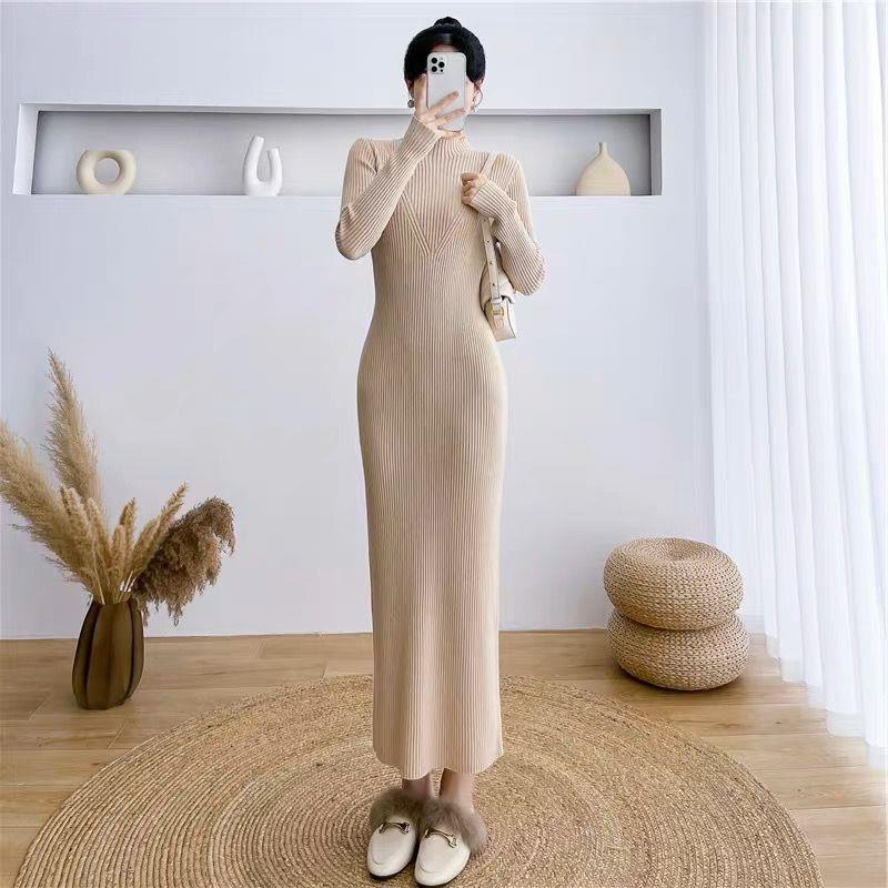 Damen Elegantes Strickkleid mit hohem Kragen und strukturiertem Design Drune
