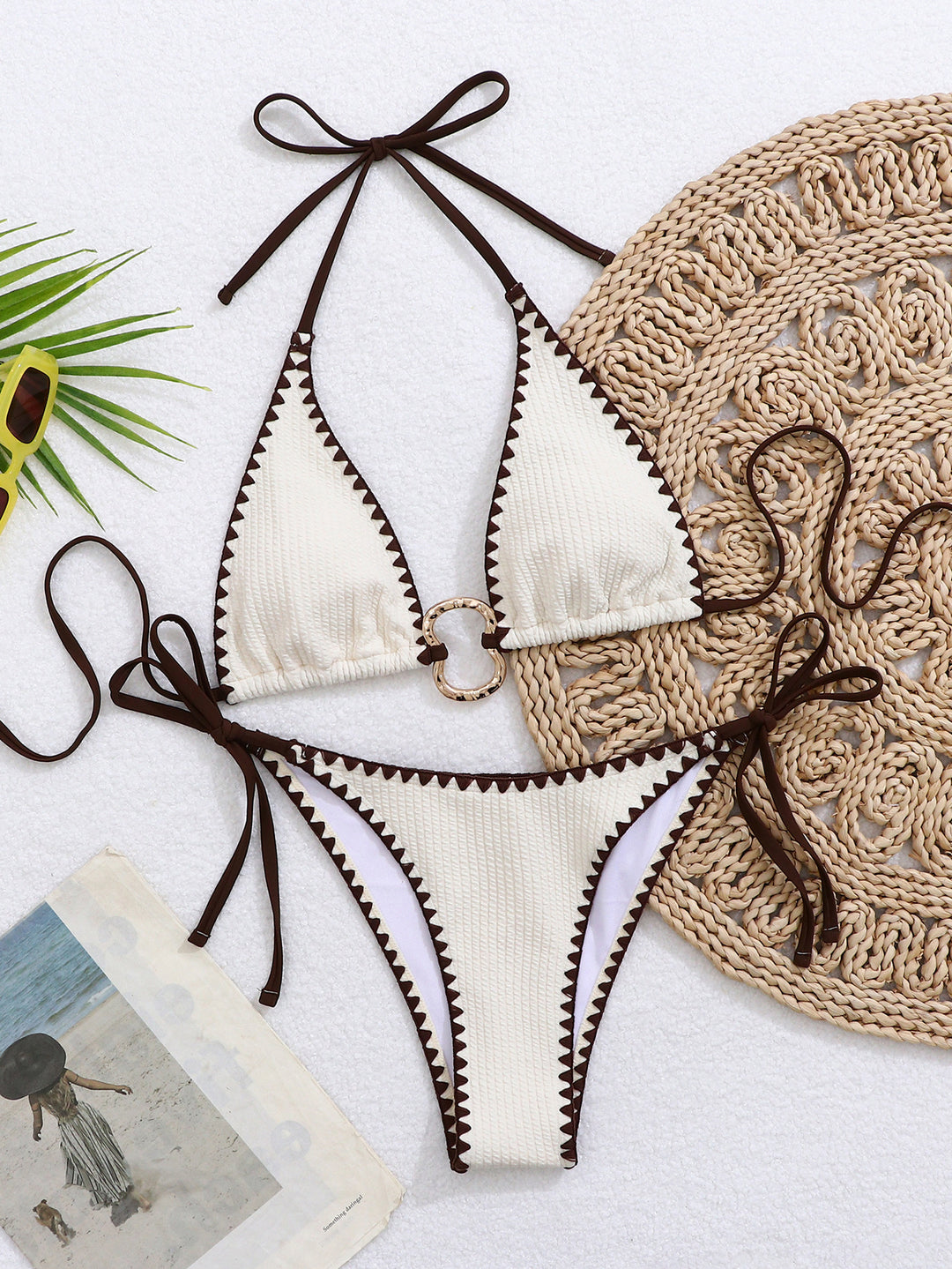 Damen Triangel-Bikini mit luxuriösem Goldakzent Drune