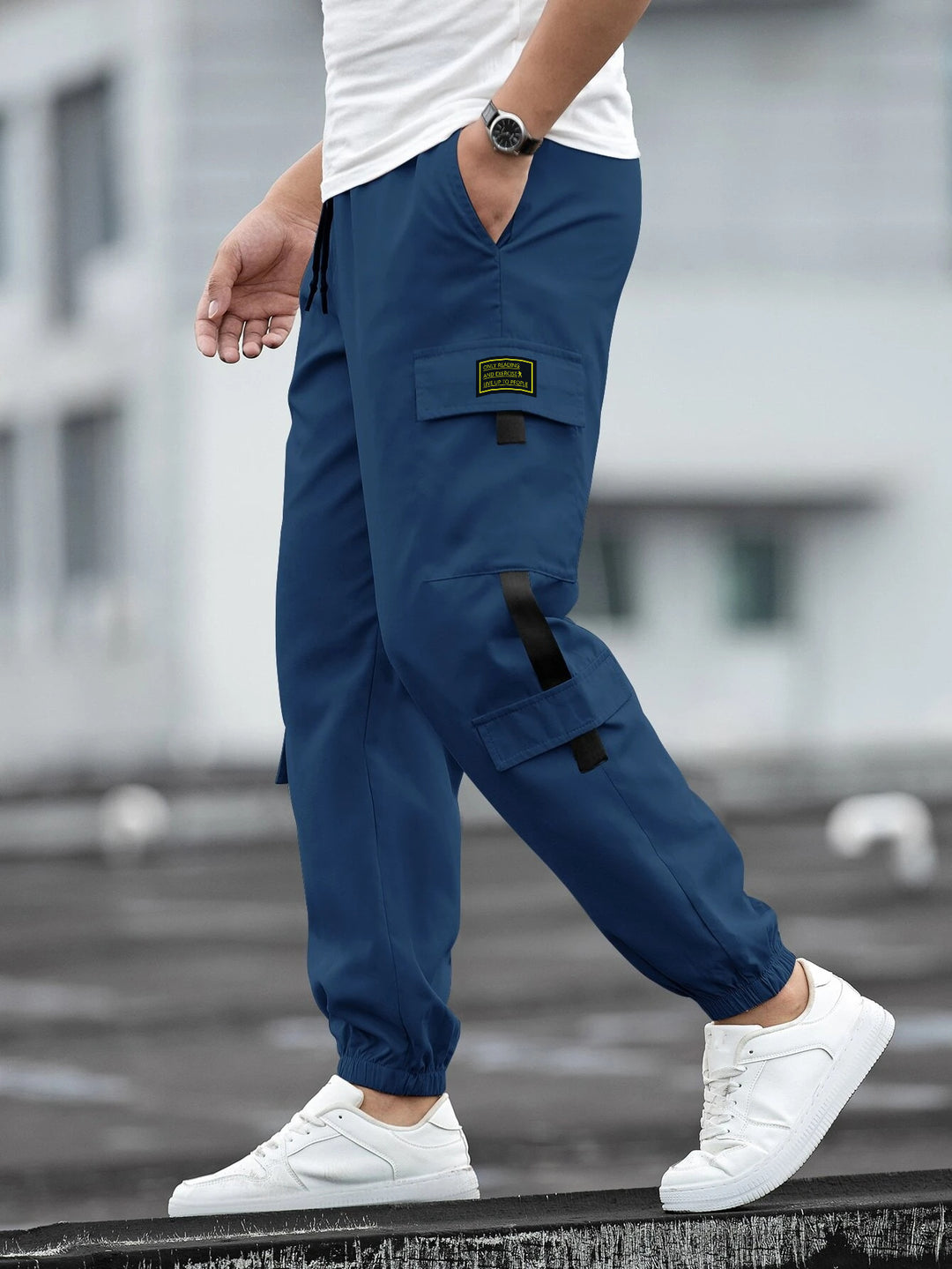 Herren modische Cargo-Joggerhose mit elastischem Bund, Kordelzug und mehreren Sicherheits- und Klappentaschen Drune