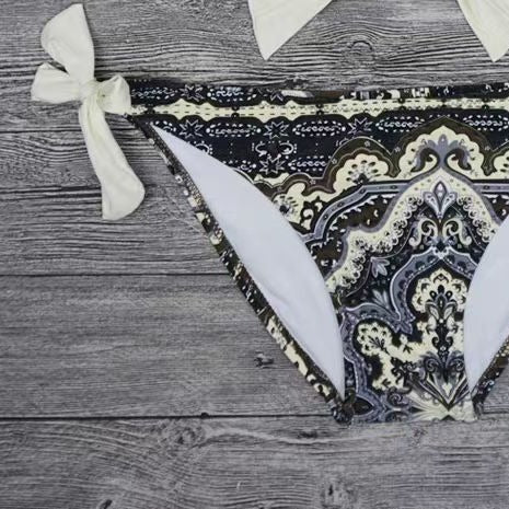 Damen Triangel-Bikini mit elegantem Bindeband und extravagantem Muster Drune