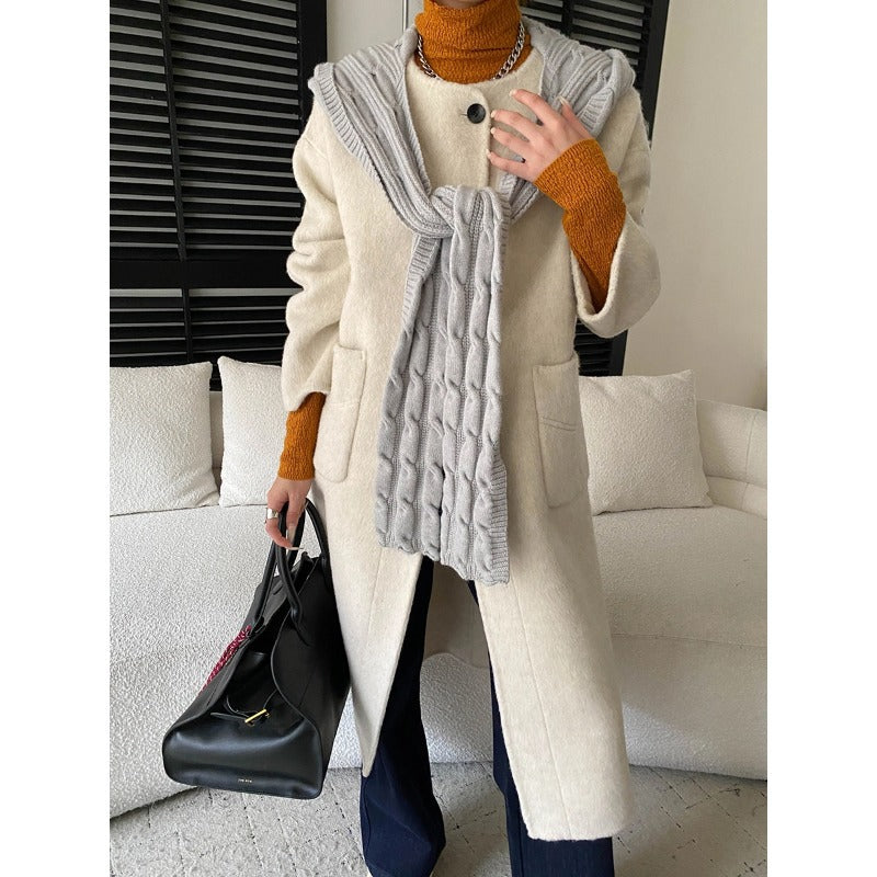 Damen eleganter Wollmantel mit asymmetrischem Kragen und praktischen Taschen Drune