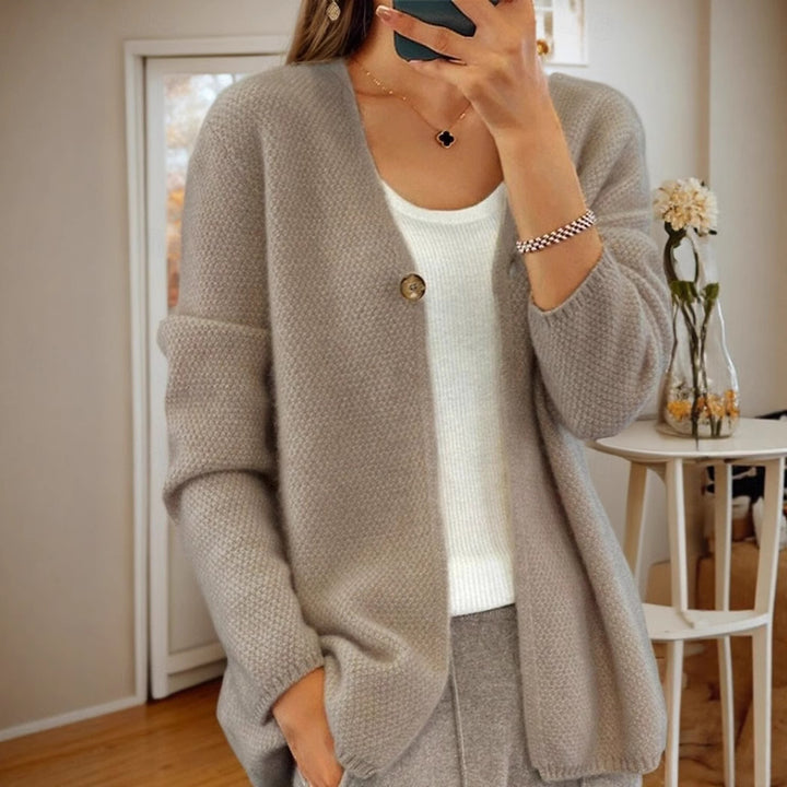 Damen Strickjacke mit feinem Texturmuster und Knopfdetail Drune