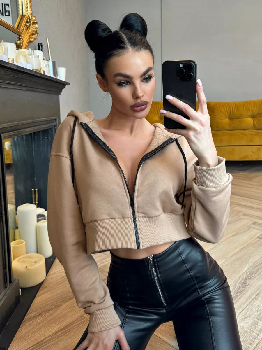 Damen Cropped Kapuzenjacke mit kurzem Reißverschluss und breitem Rippbund Drune