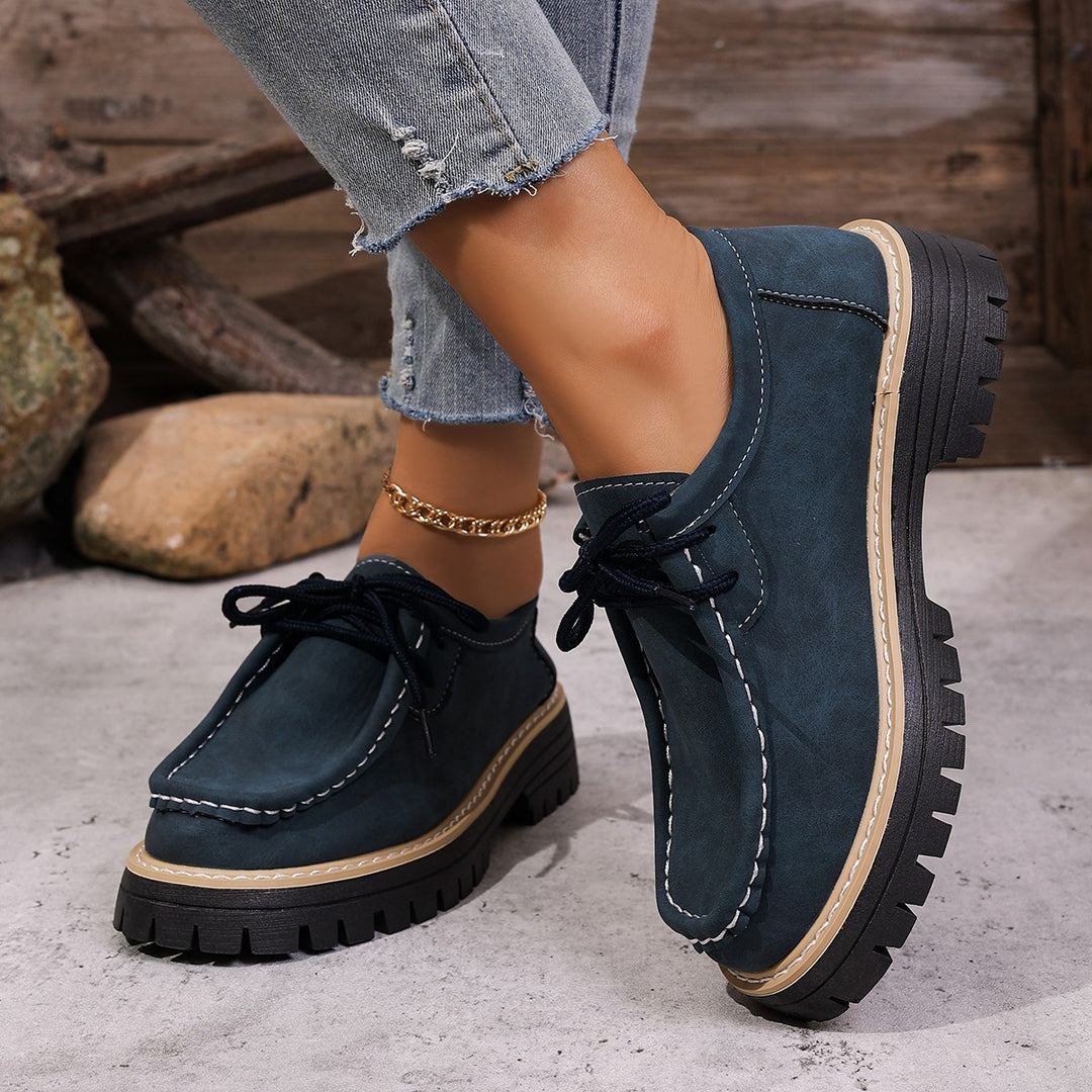 Damen Chunky-Loafer mit profilierter Gummisohle, Mokassinnaht und dezentem Schnürdetail Drune