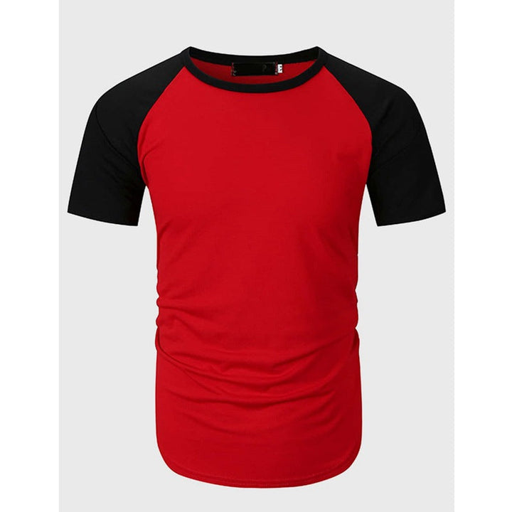 Herren Rundhalsshirt mit kontrastierenden Ärmeln und figurbetonter Passform Drune