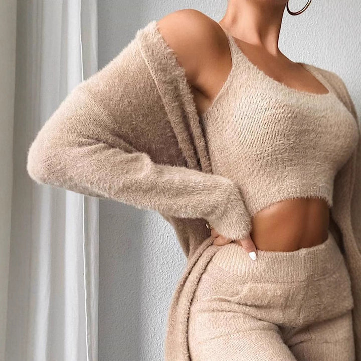 Damen Set aus weichem Strickoberteil und modischen Leggings Drune