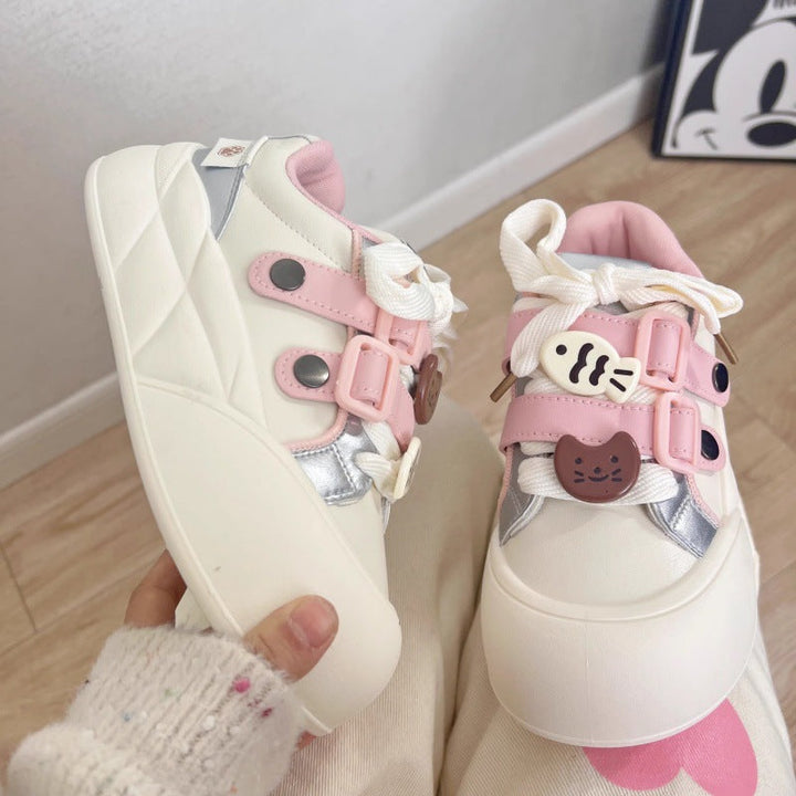 Damen Verspielte Sneakers mit tierischen Applikationen und komfortablem Klettverschluss Drune