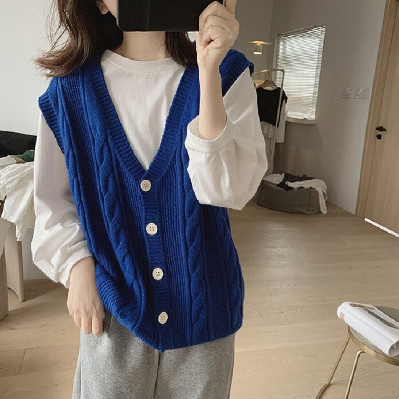 Damen Strickweste mit Zopfmuster und Knopfdetails Drune