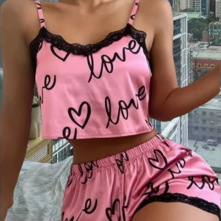 Damen Satin-Crop-Top und Shorts-Set mit Herzen und Spitzenakzenten Drune