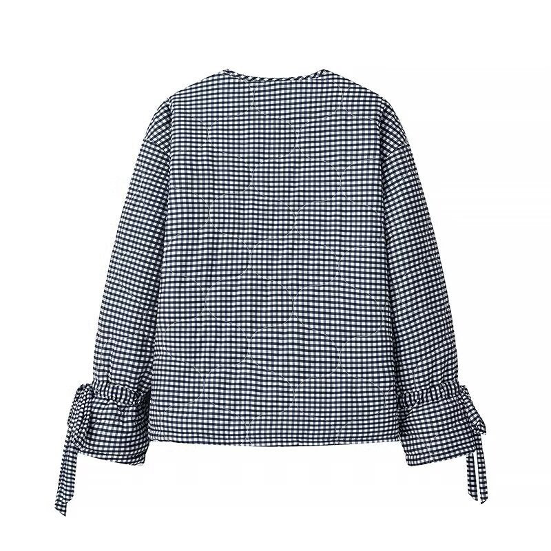 Damen Steppjacke mit gerafften Ärmeln und dekorativen Druckknöpfen Drune