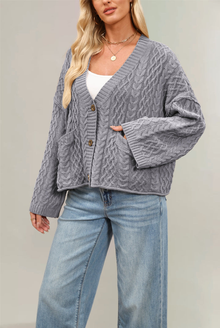 Damen Strickjacke mit Kabelmuster und Taschen Drune