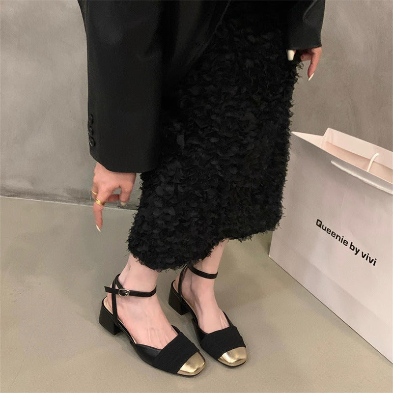 Damen nan elegante Sandalette mit niedrigem Blockabsatz, metallischer Kappenspitze und verstellbarem Knöchelriemen Drune