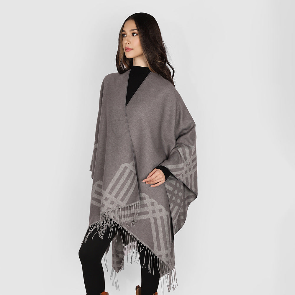 Damen Oversize-Kimono-Poncho aus Wollmix mit grafischem Raster-Jacquard und Fransensaum Drune