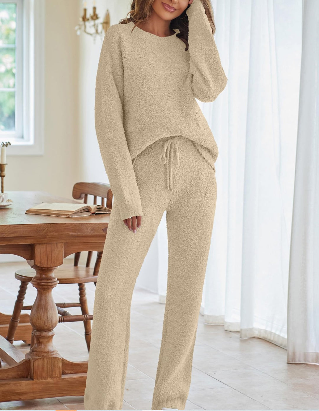 Damen nan kuscheliges Lounge-Set mit Oversize-Pullover und Kordelzughose Drune