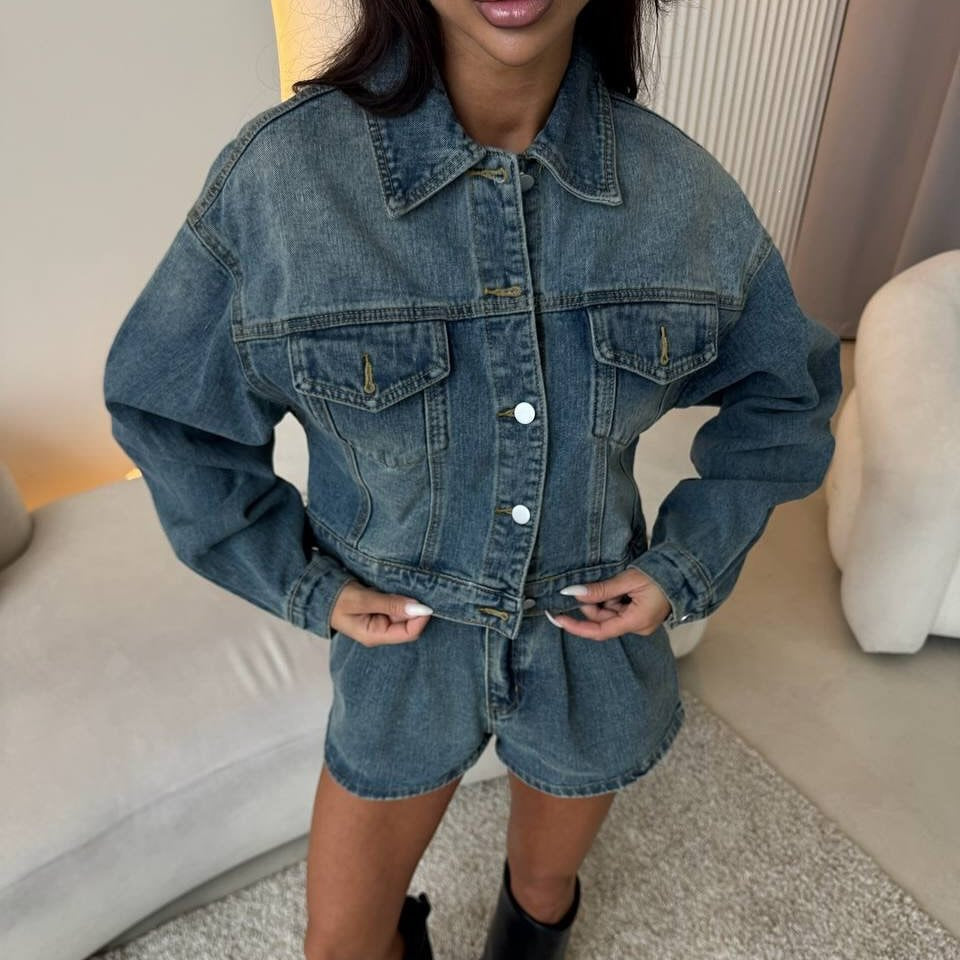 Damen Kurzgeschnittenes Jeans-Set mit verkürzter Jeansjacke und taillenhohen Shorts Drune