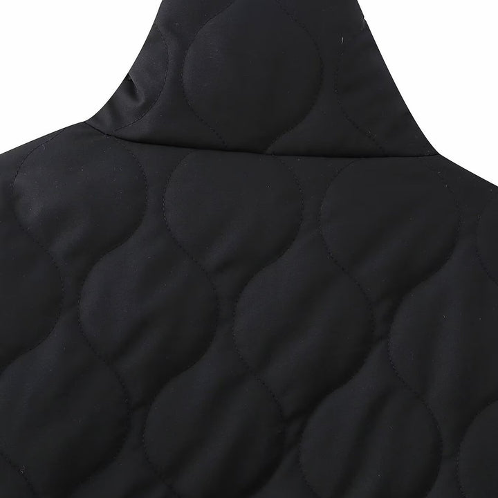 Damen Kurz gesteppte Jacke mit hohem Stehkragen und Rüschentaschen Drune