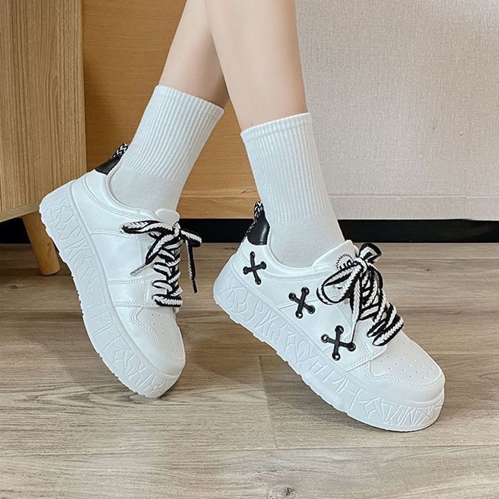 Damen Sneaker mit modischem Design und robuster Sohle Drune