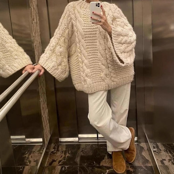 Damen Grobstrickpullover mit oversized Schnitt und kunstvollem Zopfmuster Drune