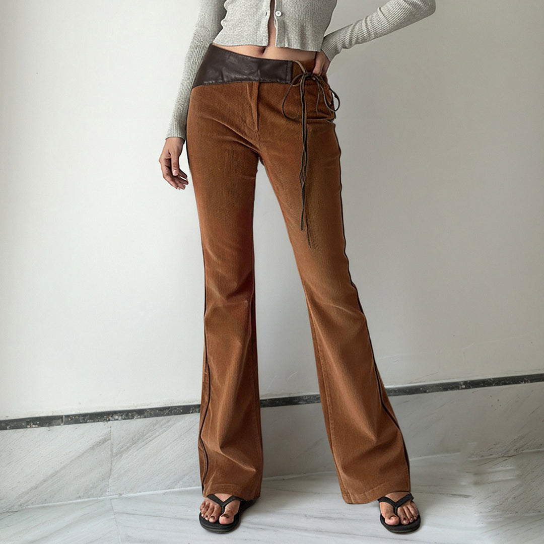 Damen nan ausgestellte Cordhose mit hohem Bund, Lederbesatz und Bindeband Drune