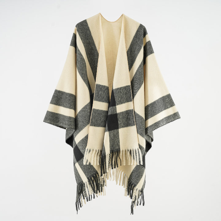 Damen Weichfallender Capeponcho aus Wollmix mit Blockkaro und Fransensaum Drune